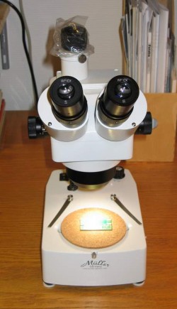 Microscope